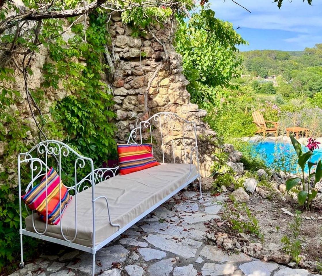 La Parenthese Du Var - Chambre D'Hotes Petits Dejeuners Inclus Et Terrasse Ombragee Saint-Antonin-du-Var Eksteriør billede